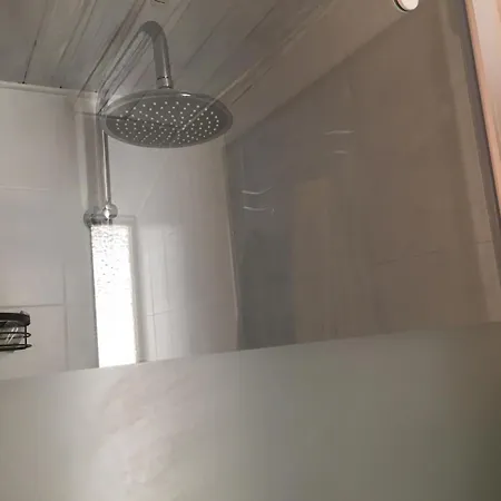 Séjour chez l'habitant Dans Grange *